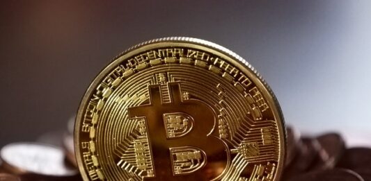 Spadek bitcoina