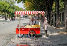 Jakie działania podejmuje magazynier w strefie składowania? Jakie działania podejmuje magazynier w strefie składowania?