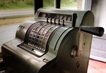 Jak sprawdzić czy ktoś widzi co robię na telefonie? Jak sprawdzić czy ktoś widzi co robię na telefonie?