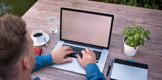 Jak się pisze list list? Jak się pisze list list?